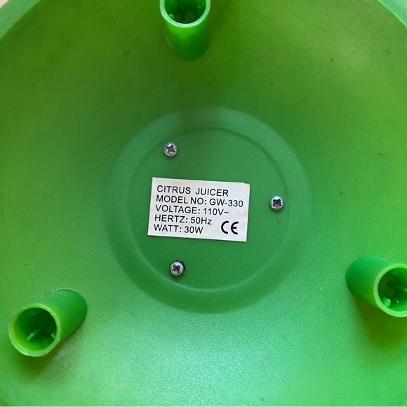 Vintage Orange Juicer with Green Base - Picture 4 of 4